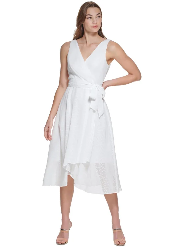 Womens Textured Above Knee Wrap Dress