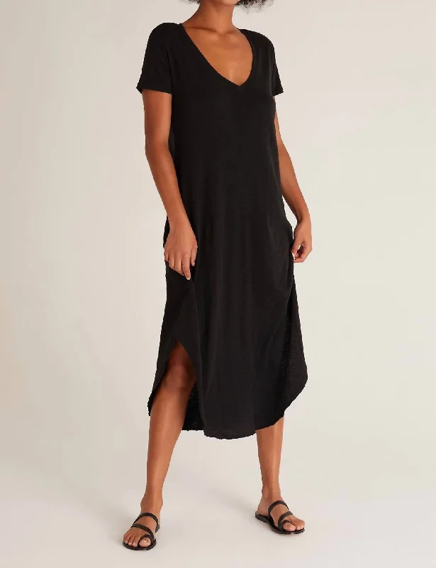 Short Sleeve Reverie Dress in Black